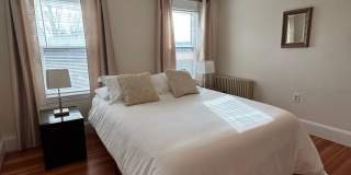 Charming 2BR Deleaded apt in Roslindale 3rd floor Gallery 6