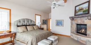 Luxury Townhome at The Cove at Eagle Mountain in Park Meadows Gallery 5