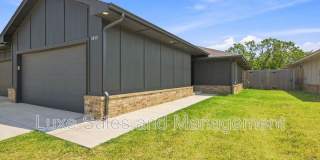 8012 NW 110th Dr. Gallery 2