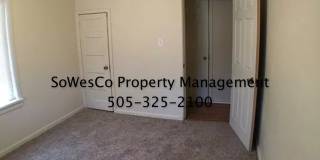 Cute 3 Bedroom Home with beautiful Kitchen Gallery 8