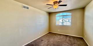 Spacious 4-Bedroom Home with Main level Living Gallery 23
