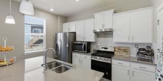 Newer 3-Bedroom Home with Fenced Yard, A/C, Attached Garage! Gallery 5