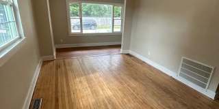 Updated House Near Campus! Gallery 9