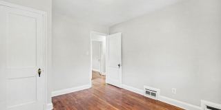 828 SAINT DUNSTANS Road Gallery 10