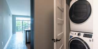 Stadium Lofts Gallery 37
