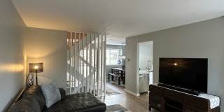 Spacious 2 Bed 2.5 Bath in the heart of Indian Creek Gallery 5