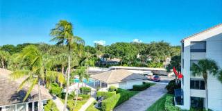 827 Oak Harbour Drive Gallery 66