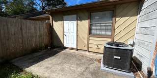 Spacious 1 Bedroom 1 Bathroom! Located Off Ocala Road. Gallery 16