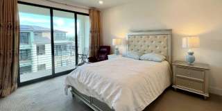 250 Waters Park CIR Gallery 5