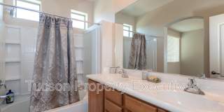 2442 East Emerald Moon Drive - 1 Gallery 12