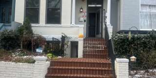 Modern 2 Bedroom, 2 Bathroom Penthouse with Parking in Historic LeDroit Park Gallery 1