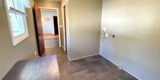 Very Unique 5 Bedroom Home on Large Lot Gallery 33