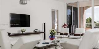 747 Crandon Blvd Gallery 4