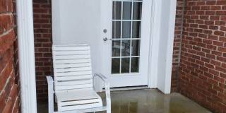 City of Maryville 37801 - 2 Bedrooms, 2 Bath Condo - Contact Karen Robertson (865) 454-7626 Gallery 1