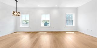 16 N Main Street Gallery 5