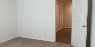 465 W Black Hawk Pl Gallery 1