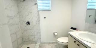 9340 Fontainebleau Blvd Gallery 18