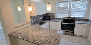 CHARMING 2 BEDROOM 1 BATH APARTMENT HOME - $500 OFF FIRST MONTH RENT! Gallery 6