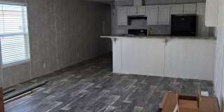 1019 W Main St Gallery 1