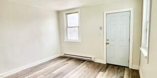 3 Bedroom 2 Bath City Home Available Gallery 5