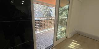 910 W Hallam Street unit: 12 Gallery 7