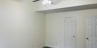 Prime South Fulton location! Minutes to Atlanta, I-85 and movie studios! 2 bed, 2.5 bath, 1 car garage, must see! Gallery 25