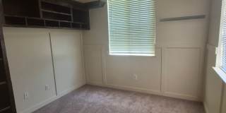 Adorable 3 bedroom 2.5 bath with loft Gallery 17