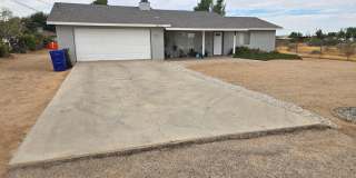Great 3 Bedroom 2 Bathroom Home In Victorville! Call Today Great 3 Bedroom 2 Bathroom Home In Victorville! Call Today Gallery 1