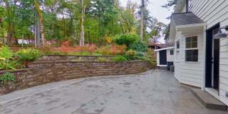 Large Beautiful Home in the Hills Gallery 3