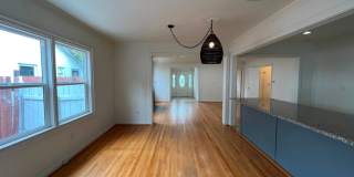 MOVE-IN READY! House w/full guest unit; near to Ventura Blvd! Gallery 7