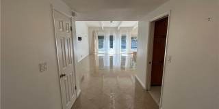 24010 Hatteras Gallery 4