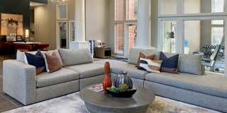 Kensington Square Gallery 26