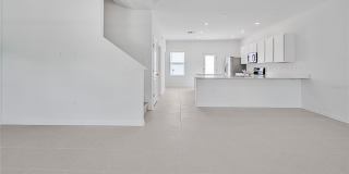2136 RIDER RAIN Lane Gallery 3