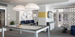 AMLI Lex on Orange Gallery 14