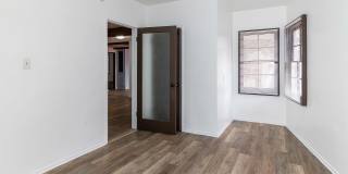 3940 Hubert Avenue Gallery 16