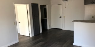 810 S Fedora St Gallery 7
