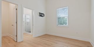 418 N C St Gallery 17