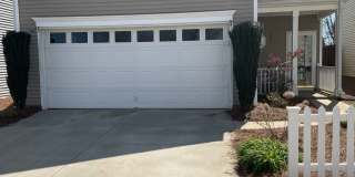 Lovely 3 Bedroom 2.5 bath Home in Bridges Estates, walking distance to Bridgeway Station!! Gallery 1