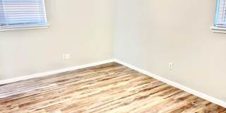 5512 12th Street Gallery 13