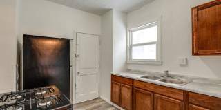 2828 South Moreland Blvd Gallery 39