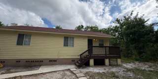3 Bed / 2 Bath Single-Family Home Near Downtown Eustis Gallery 1