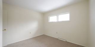 Crestmont Avenue House! Gallery 15