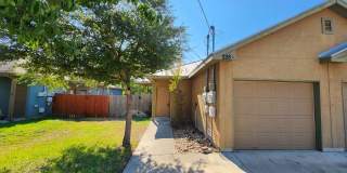 3/2/1 Duplex w/ Stained Concrete Floors Throughout! Refrigerator Included /Fenced in Yard / CISD Gallery 1
