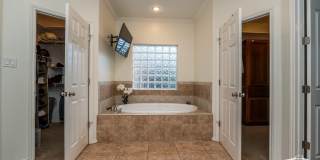 4810 N Bentwood Drive Gallery 22