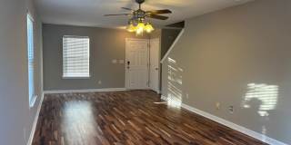 Comfort, Convenience & Space — 3BR Home with Patio and Natural Light Gallery 6