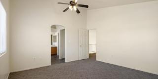 Bright & Spacious 4Bd Home with Vaulted Ceilings & Outdoor Kitchen Gallery 14