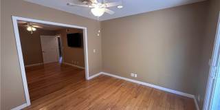 1299 Dogwood Gallery 19