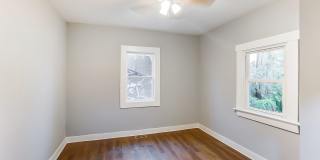 512 Troy St. Gallery 16