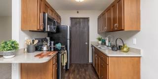 Lou Park Apartments Gallery 8
