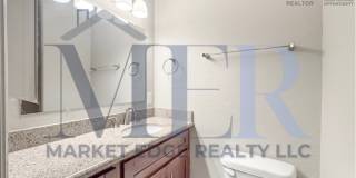 1003 West Howe Street Gallery 16